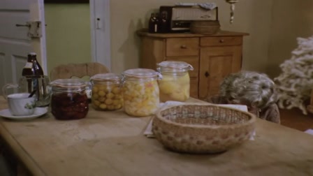 Pumukli – A babonás takarítónő